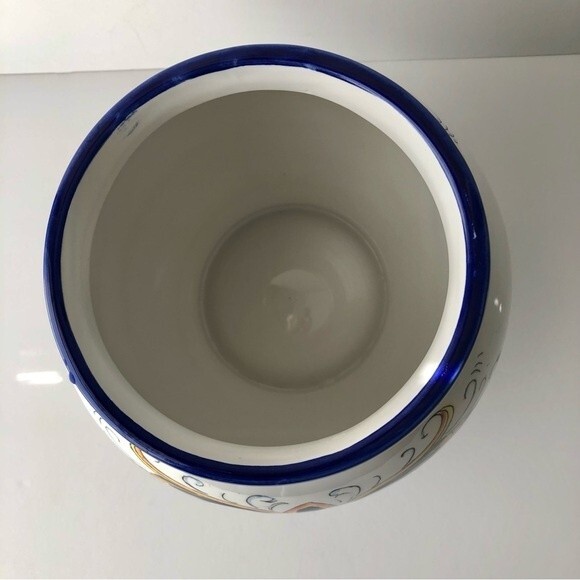 TUSCANY VASE DECORATIVE WITH LID 11.5'' TALL WHITE/BLUE MULTICOLOR MADE IN CHINA - Picture 6 of 9